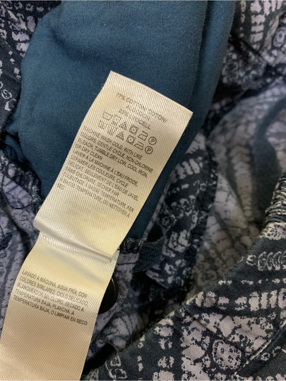 Lucky Brand Blue Geometric Print Flat Front Chino Shorts 33‎ Casual - Picture 5 of 5